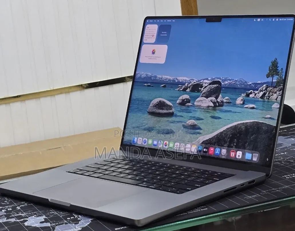 New Laptop Apple MacBook Pro 2021 M1 32GB Apple M1 Pro SSD 512GB