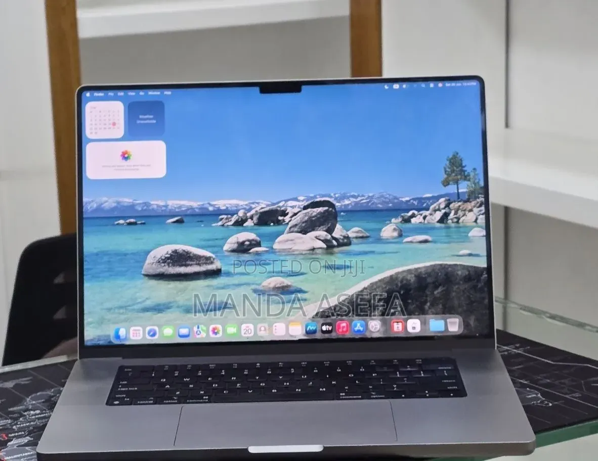 New Laptop Apple MacBook Pro 2021 M1 32GB Apple M1 Pro SSD 512GB