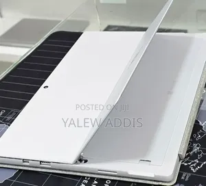 New Laptop Microsoft Surface Pro 7 16GB Intel Core i5 SSD 256GB