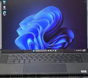 New Laptop Dell XPS 15 16GB Intel Core i7 SSD 512GB