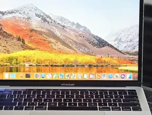New Laptop Apple MacBook Pro 2019 16GB Intel Core i7 SSD 512GB