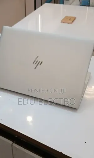 New Laptop HP EliteBook 830 G8 16GB Intel Core i5 SSD 512GB