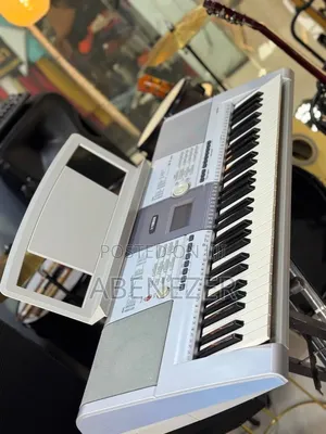 Yamaha PSR 295 Keyboard Piano