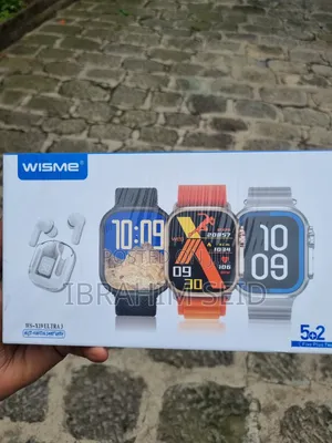 Smartwatch With Earpiece and 5 Strap