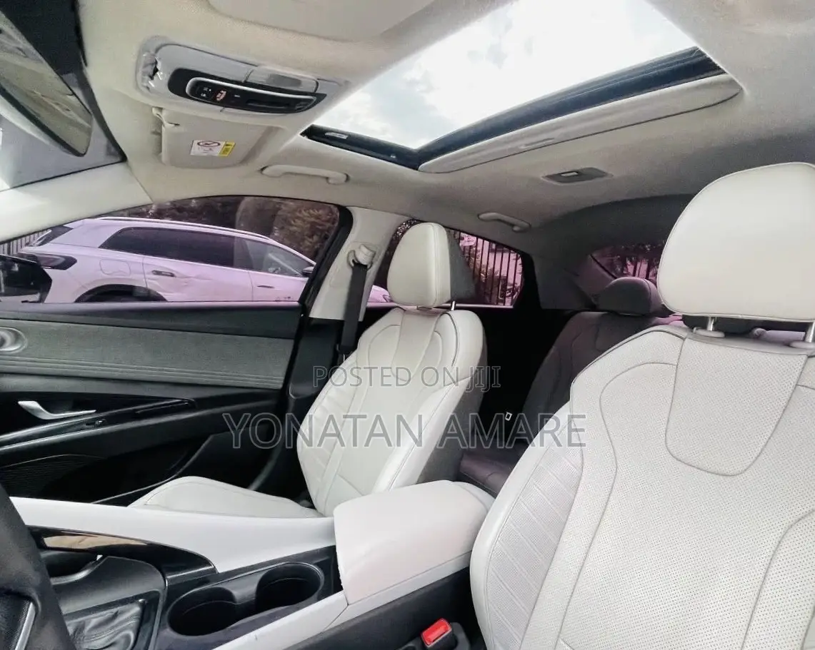 Hyundai Avante 2021