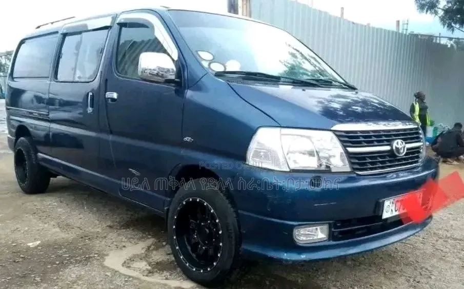 Toyota HiAce 2011 Beige