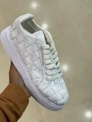 Woven Low-Top Crisp All-White