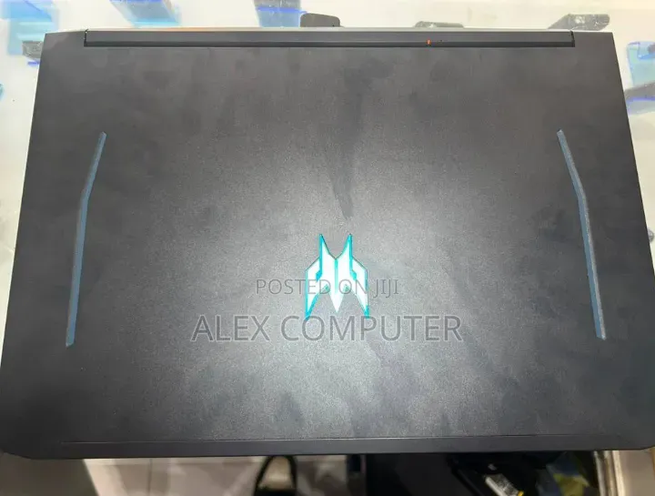 New Laptop Acer Predator Helios 300 16GB Intel Core i9 SSD 512GB
