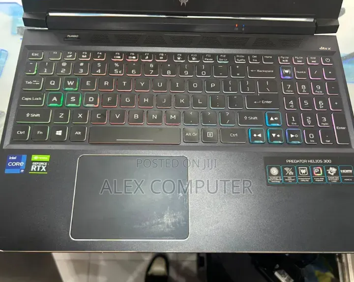 New Laptop Acer Predator Helios 300 16GB Intel Core i9 SSD 512GB