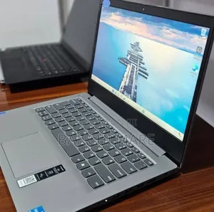 New Laptop Lenovo Ideapad 3 8GB Intel Core i3 SSD 256GB