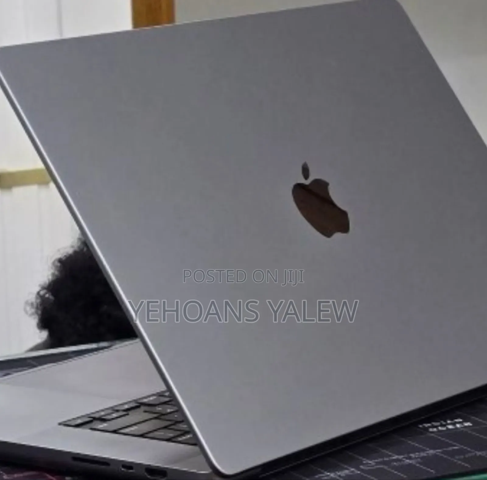 New Laptop Apple MacBook Pro 2021 M1 32GB Apple M1 Pro SSD 512GB