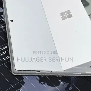 New Laptop Microsoft Surface Pro 7 16GB Intel Core i5 SSD 256GB