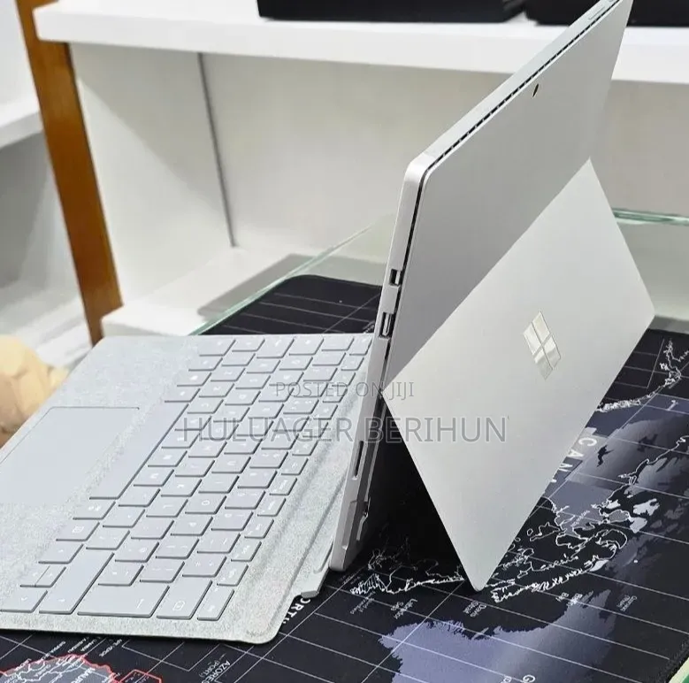 New Laptop Microsoft Surface Pro 7 16GB Intel Core i5 SSD 256GB