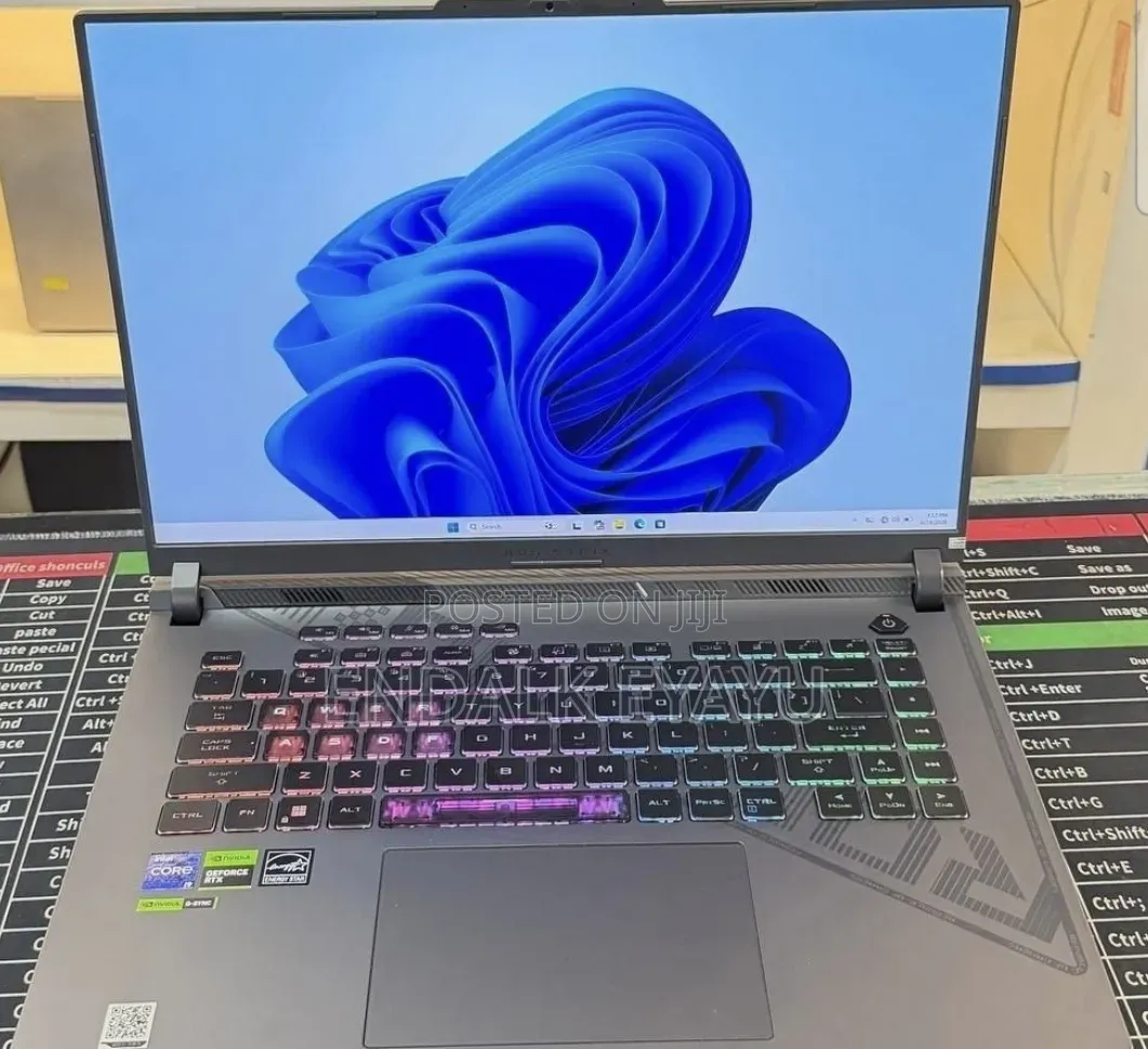 New Laptop Asus ROG Strix G16 G614 16GB Intel Core i9 SSD 1T