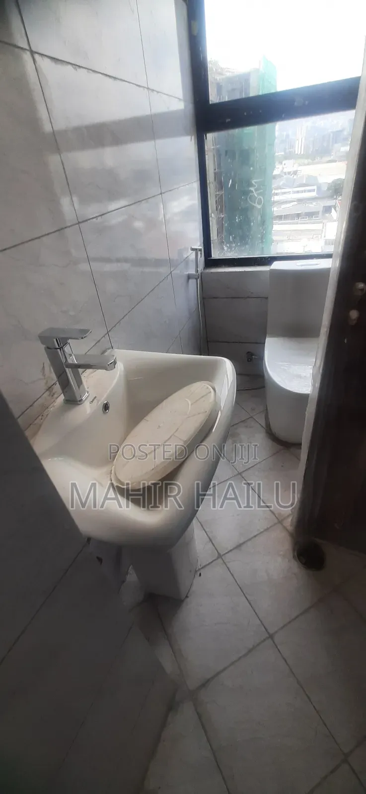 1bdrm Apartment in Real, Bole for rent