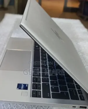 New Laptop HP EliteBook 830 G9 16GB Intel Core i5 SSD 512GB