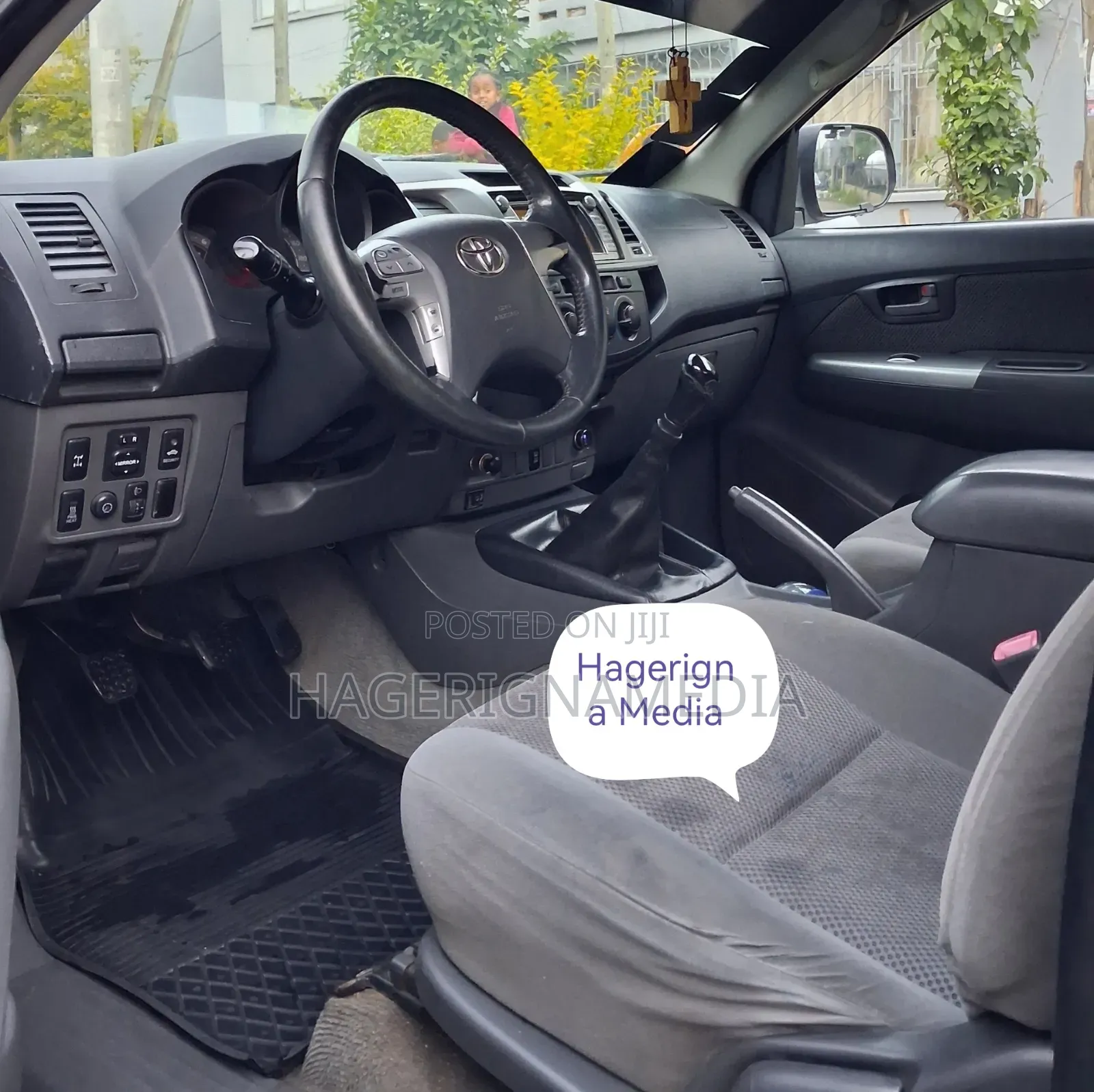 Toyota Hilux 2013 Silver