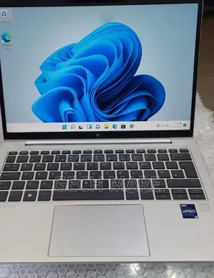 New Laptop HP EliteBook 830 G9 16GB Intel Core i5 SSD 512GB