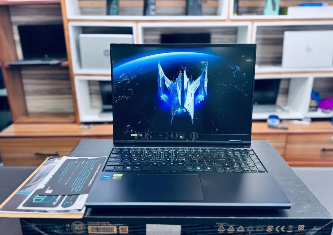 New Laptop Acer Predator Helios Neo 16 16GB Intel Core i9 SSD 1T