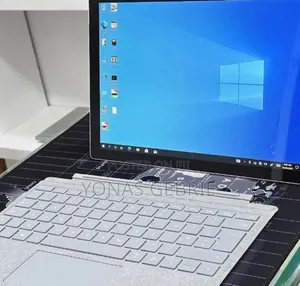 New Laptop Microsoft Surface 16GB Intel Core i5 SSD 256GB