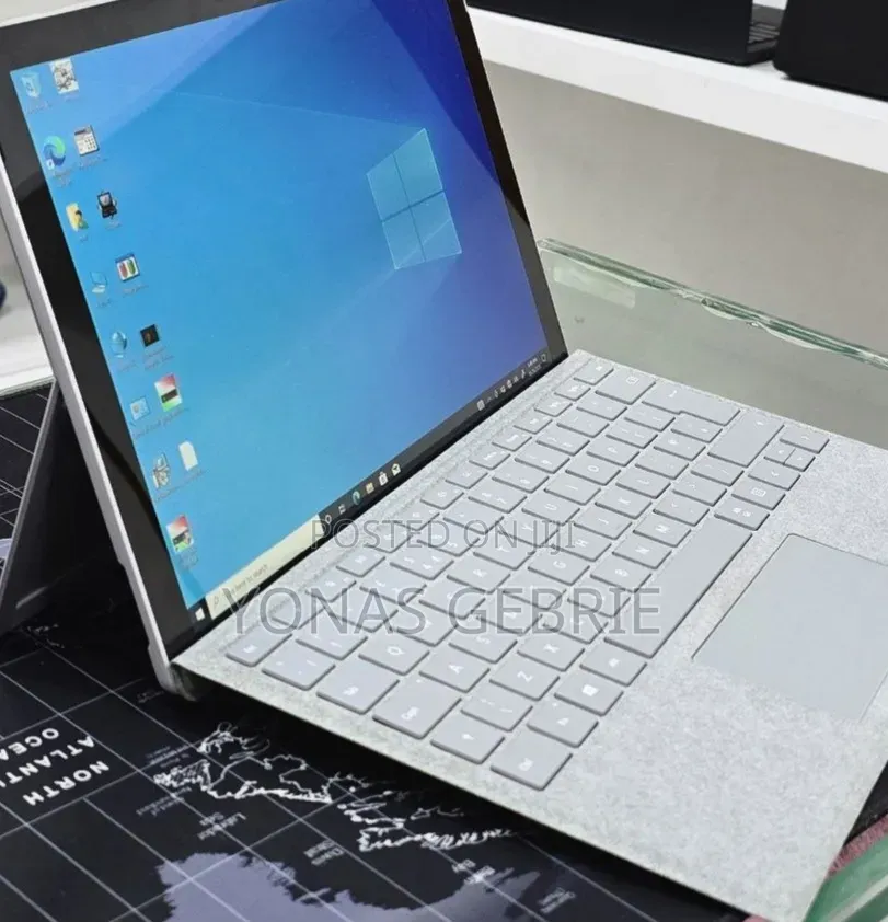 New Laptop Microsoft Surface 16GB Intel Core i5 SSD 256GB