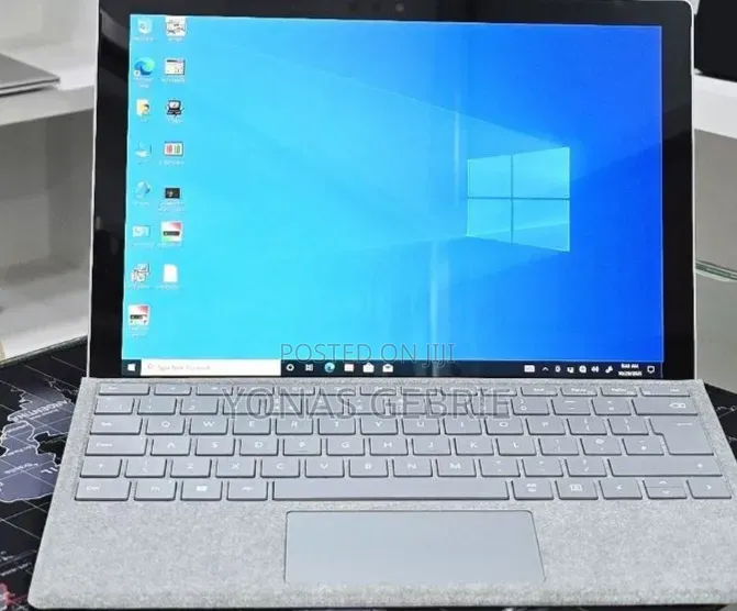 New Laptop Microsoft Surface 16GB Intel Core i5 SSD 256GB