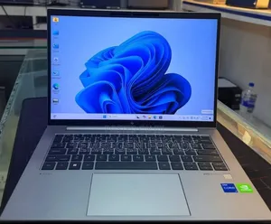 New Laptop HP ZBook Power G9 i7 16GB Intel Core i7 SSD 512GB