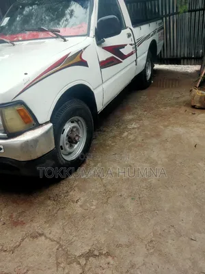 Isuzu KB 1987 White