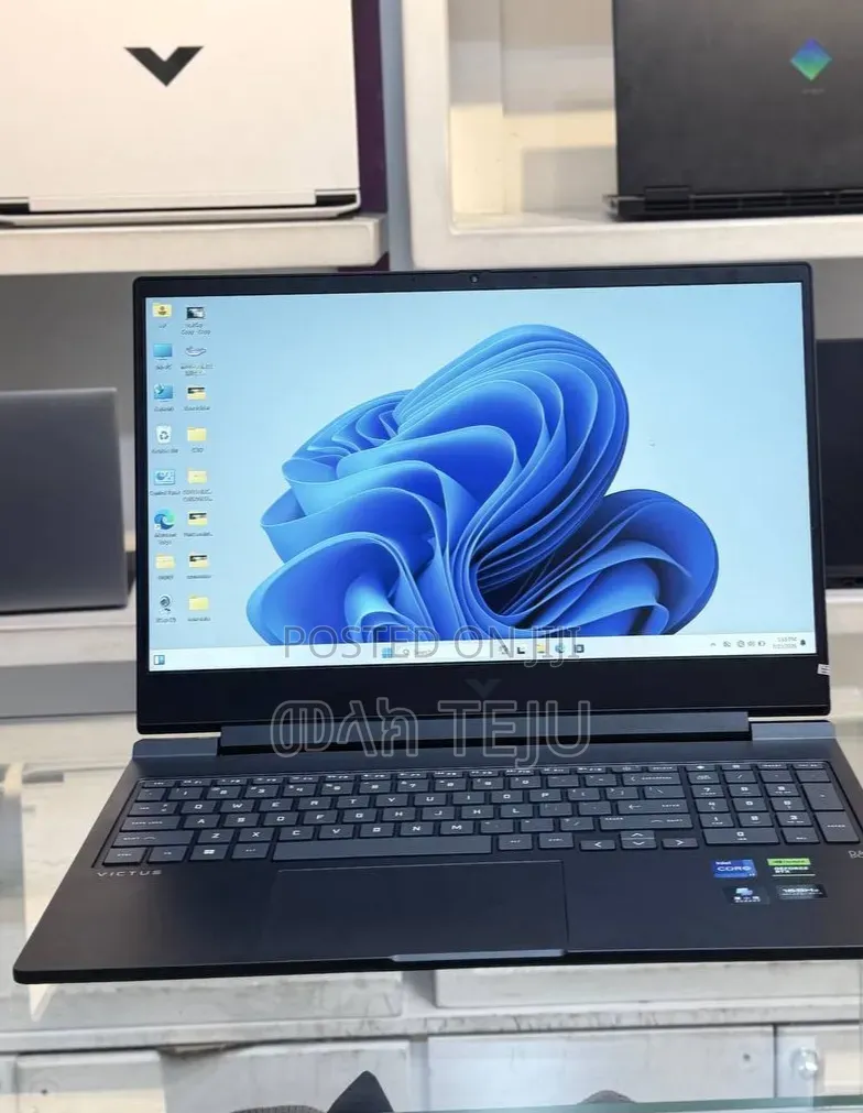 New Laptop HP Victus 16 16GB Intel Core i7 SSD 512GB