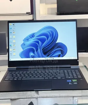 New Laptop HP Victus 16 16GB Intel Core i7 SSD 512GB