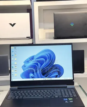 New Laptop HP Victus 16 16GB Intel Core i7 SSD 512GB