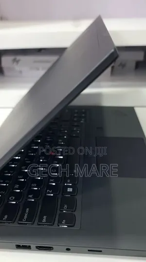New Laptop Lenovo ThinkPad T14 16GB Intel Core i5 SSD 512GB