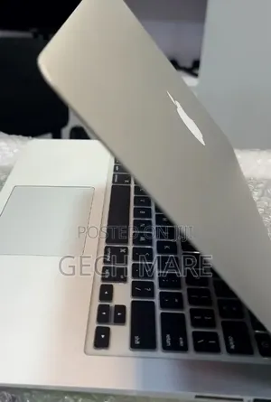 New Laptop Apple MacBook Air 2017 8GB Intel Core i5 SSD 128GB
