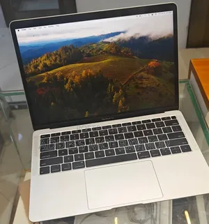 New Laptop Apple MacBook Pro 2019 16GB Intel Core i5 SSD 256GB
