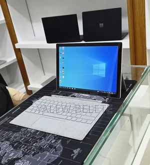 New Laptop Microsoft Surface Pro 7+ 16GB Intel Core i5 SSD 256GB