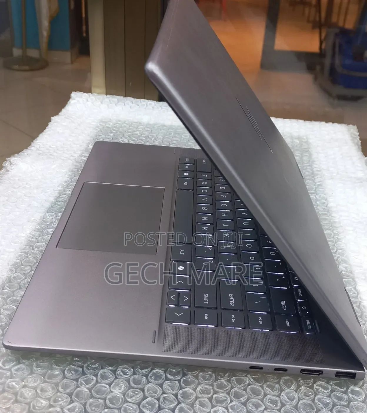 New Laptop HP Envy 17 16GB Intel Core Ultra 7 SSD 512GB