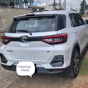 Toyota Raize 2022 White