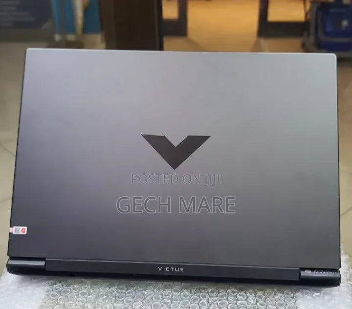 New Laptop HP Victus 15 16GB Intel Core i7 SSD 1T