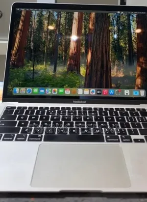 New Laptop Apple MacBook 16GB Intel Core M3 SSD 512GB