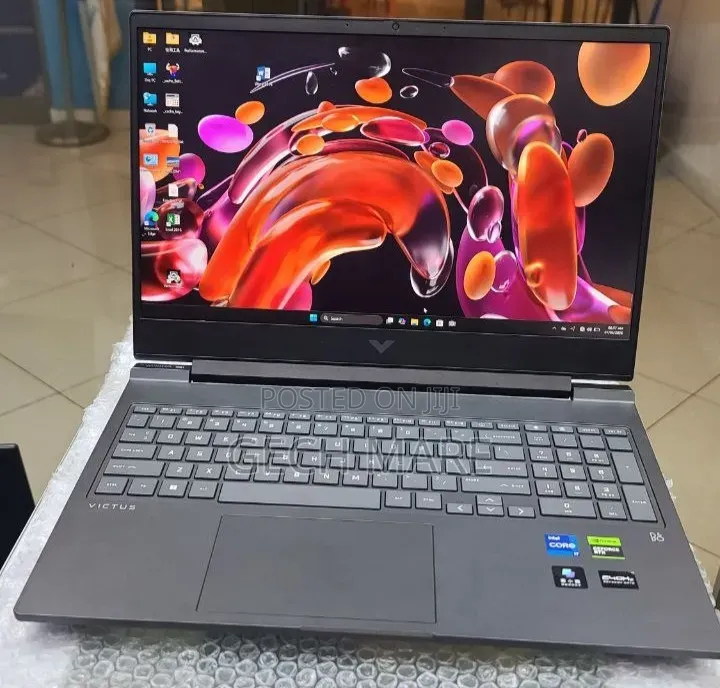 New Laptop HP Victus 15 16GB Intel Core i7 SSD 1T