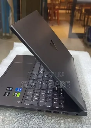 New Laptop HP Victus 15 16GB Intel Core i7 SSD 1T