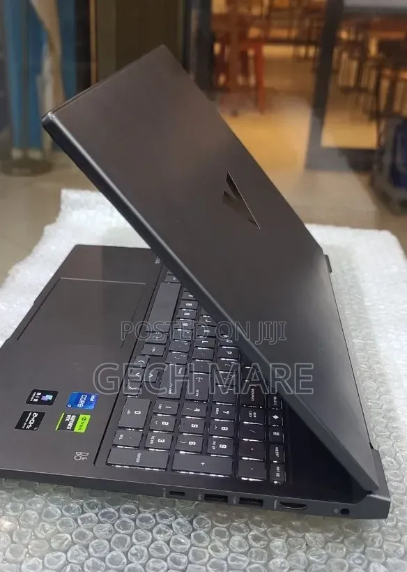 New Laptop HP Victus 15 16GB Intel Core i7 SSD 1T