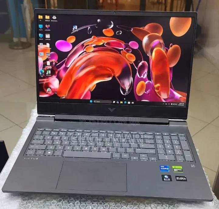 New Laptop HP Victus 15 16GB Intel Core i7 SSD 1T