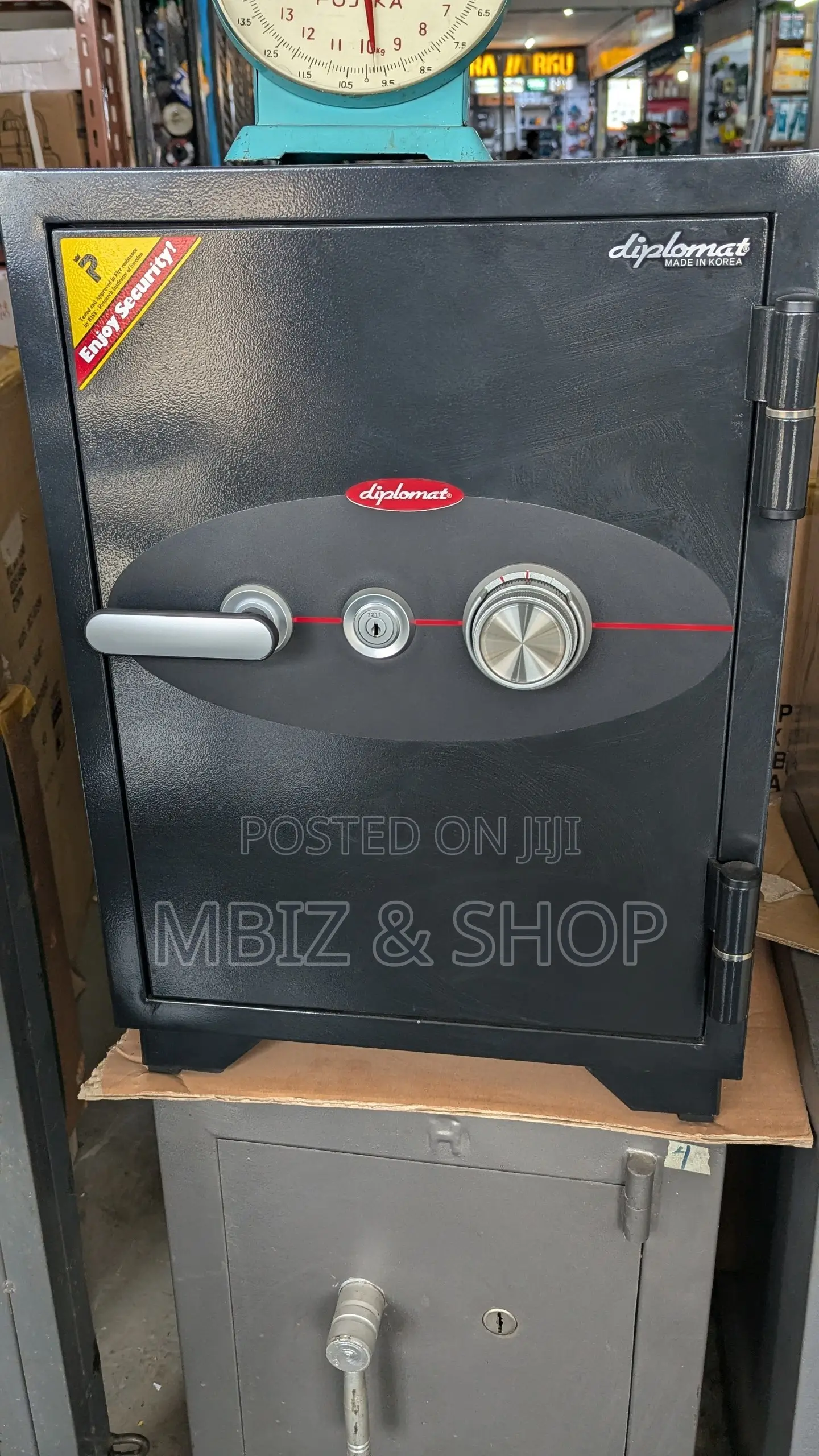 Safe Box 80 Liter (ካዝና)