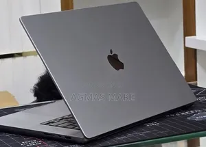 New Laptop Apple MacBook Pro 2021 M1 32GB Apple M1 Pro SSD 512GB