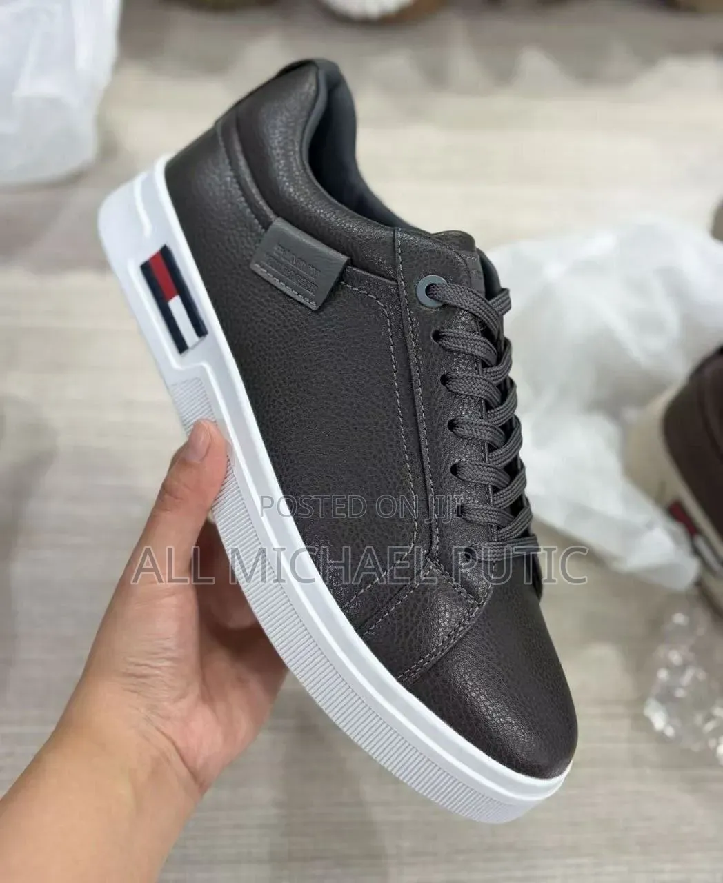 Tommy High Quality Brand New