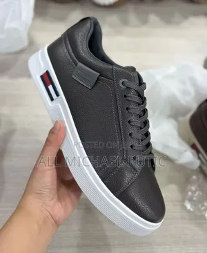 Tommy High Quality Brand New