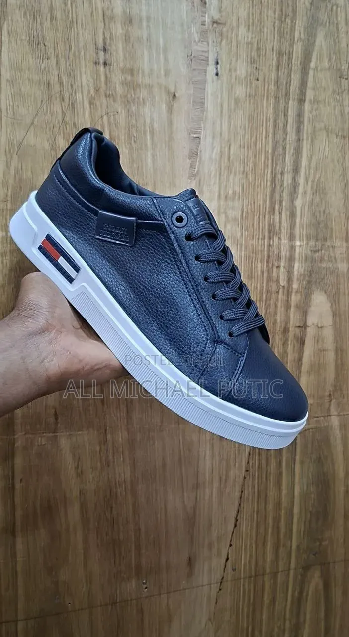 Tommy High Quality Brand New