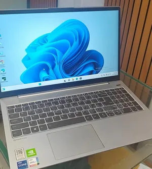 New Laptop Lenovo Legion 5 16GB Intel Core i7 SSD 512GB