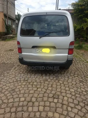 Toyota Grand HiAce 2002 Silver